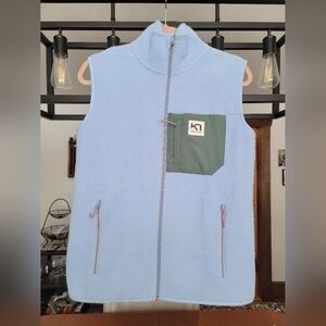 KT Light Blue Fleece Vest with Green Pocket